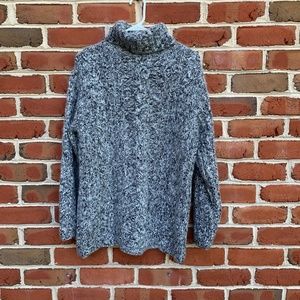 Dana Buchman White & Black Wool Blend Turtle Neck Chunky Sweater